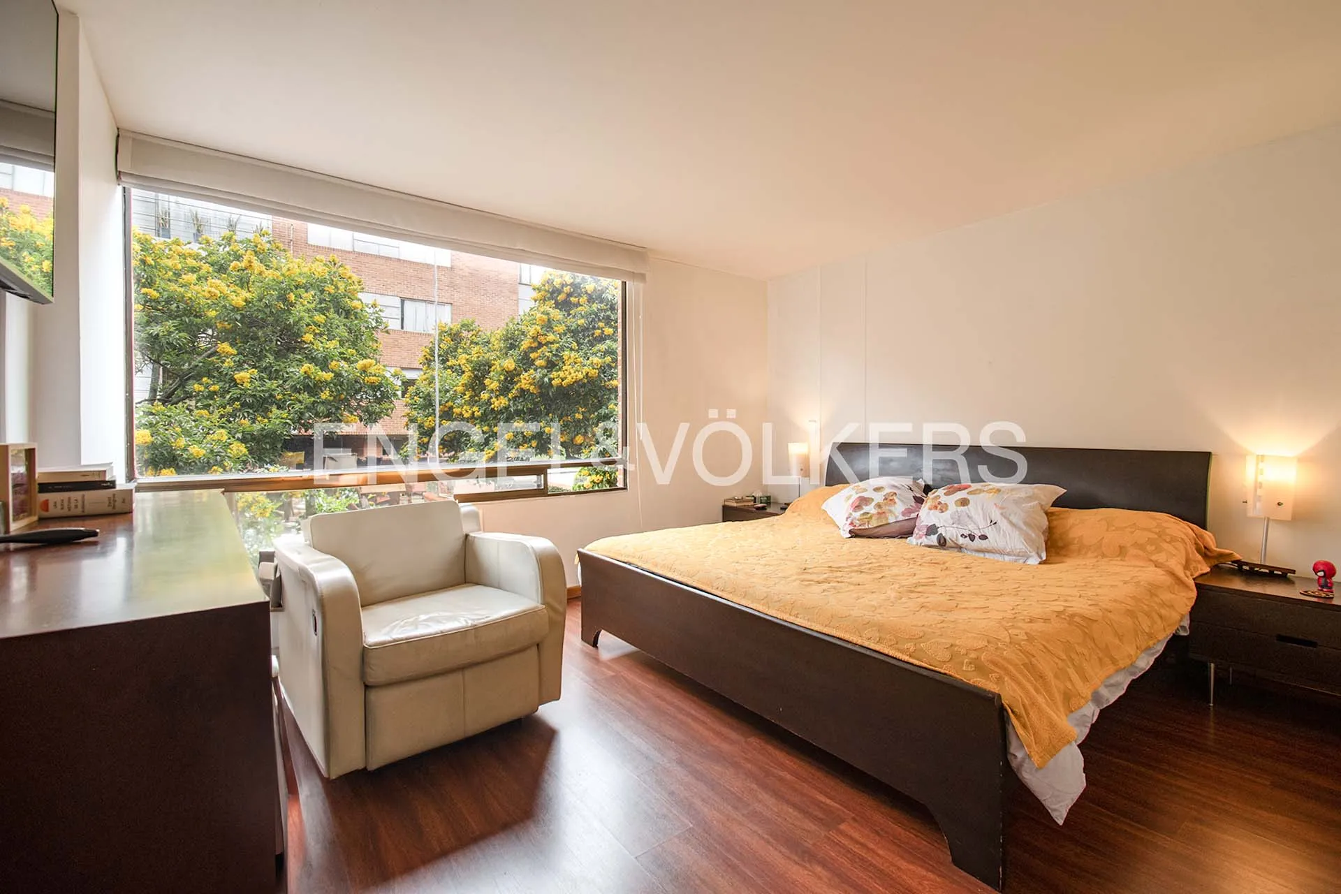 Apartamento en venta en Santa Barbara Central, Bogotá · foto 8 de 13