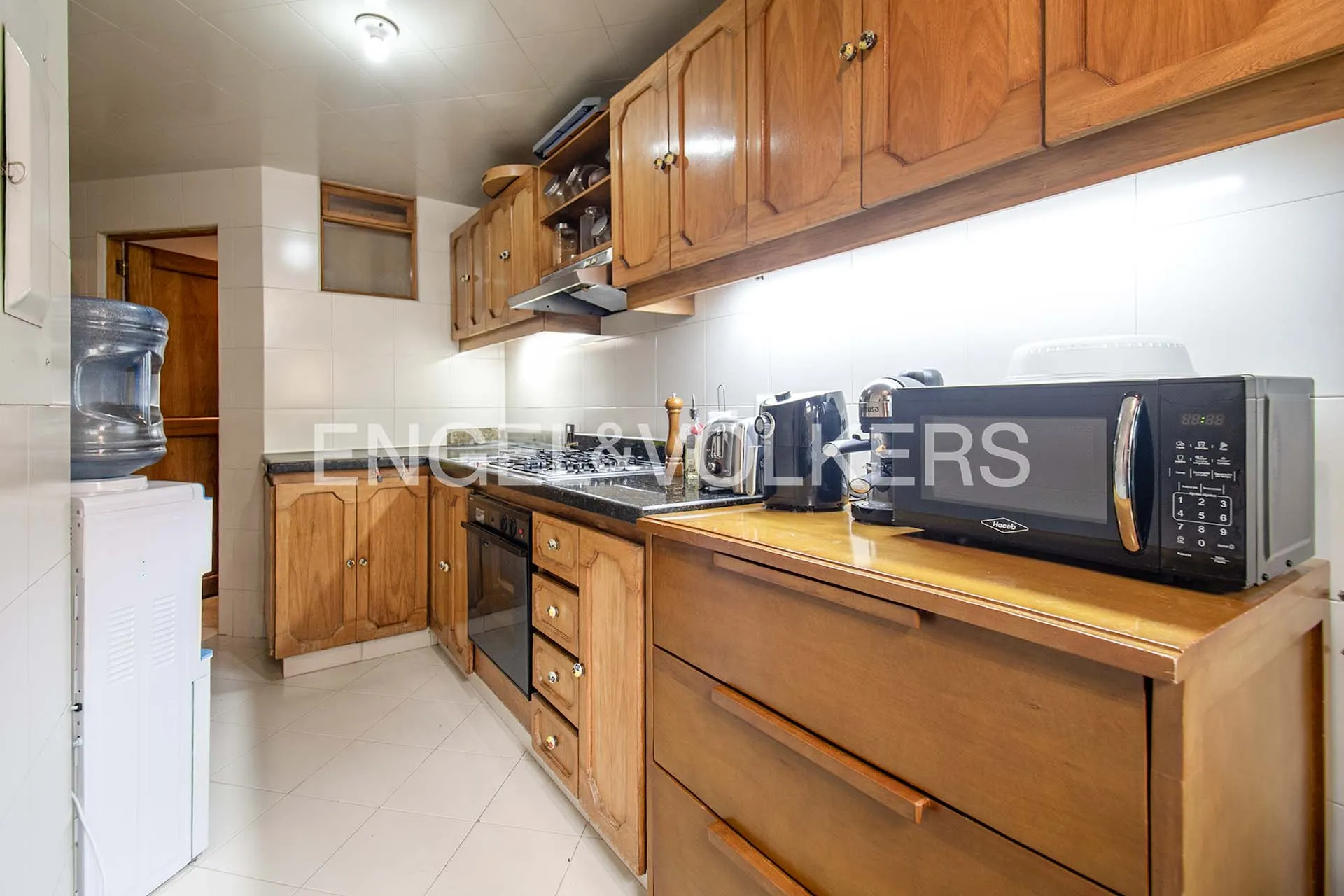 Apartamento en venta en Santa Barbara Central, Bogotá · foto 6 de 13