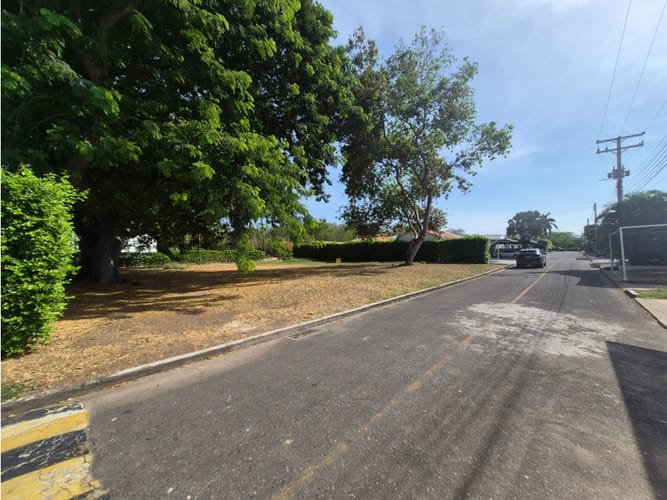 Lote en venta en Bosques De Peñalisa, Ricaurte, 874 m² · foto 4 de 24