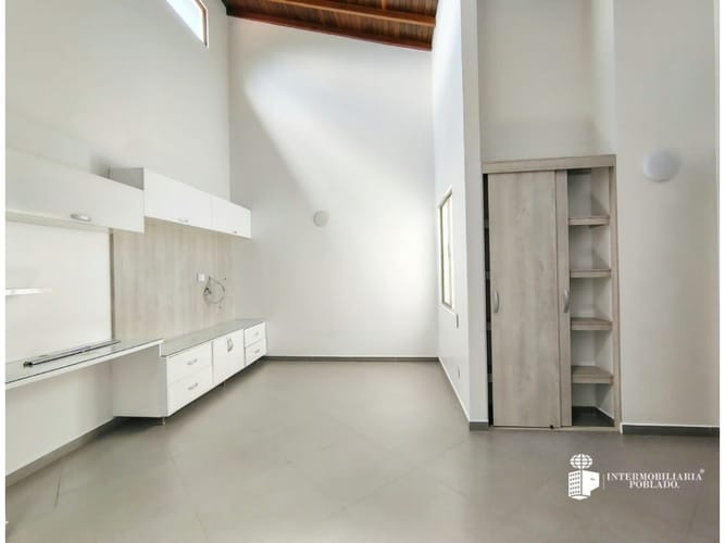 Casa de 3 alcobas en arriendo en El Poblado, Envigado, 203 m² · foto 5 de 20