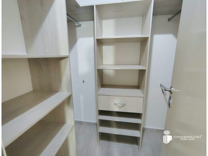 Casa de 3 alcobas en arriendo en El Poblado, Envigado, 203 m² · foto 8 de 20