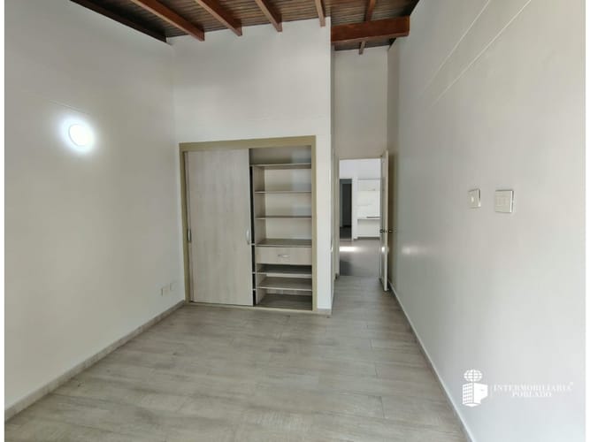 Casa de 3 alcobas en arriendo en El Poblado, Envigado, 203 m² · foto 11 de 20