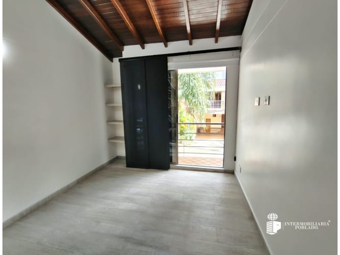Casa de 3 alcobas en arriendo en El Poblado, Envigado, 203 m² · foto 13 de 20