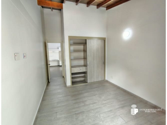Casa de 3 alcobas en arriendo en El Poblado, Envigado, 203 m² · foto 14 de 20