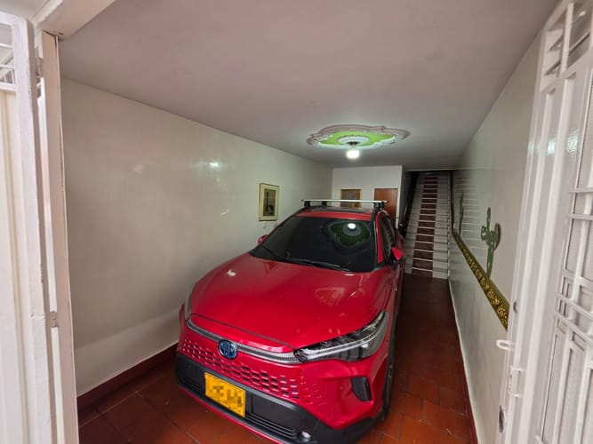 Apartamento de 7 alcobas en venta en El Prado, Bucaramanga, 324 m² · foto 2 de 24
