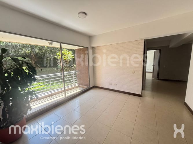 Apartamento de 2 alcobas en arriendo en Loma Del Escobero, Envigado, 90 m² · foto 3 de 22