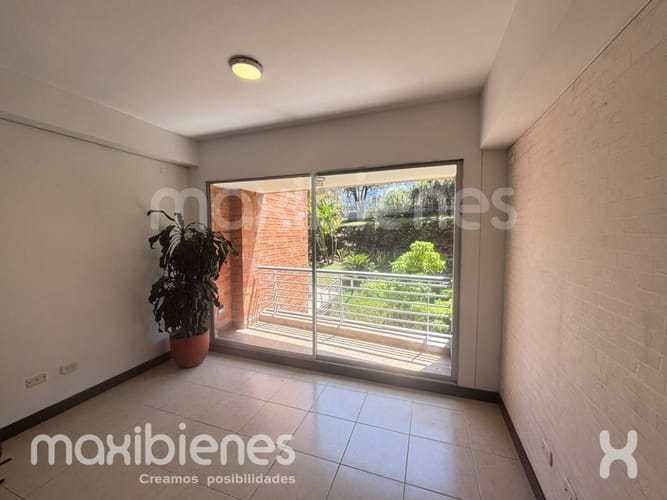 Apartamento de 2 alcobas en arriendo en Loma Del Escobero, Envigado, 90 m² · foto 4 de 22