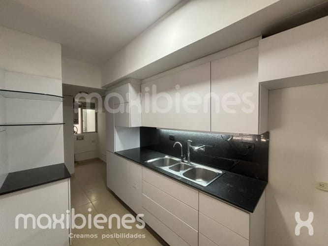 Apartamento de 2 alcobas en arriendo en Loma Del Escobero, Envigado, 90 m² · foto 5 de 22