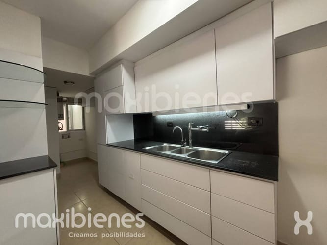 Apartamento de 2 alcobas en arriendo en Loma Del Escobero, Envigado, 90 m² · foto 7 de 22