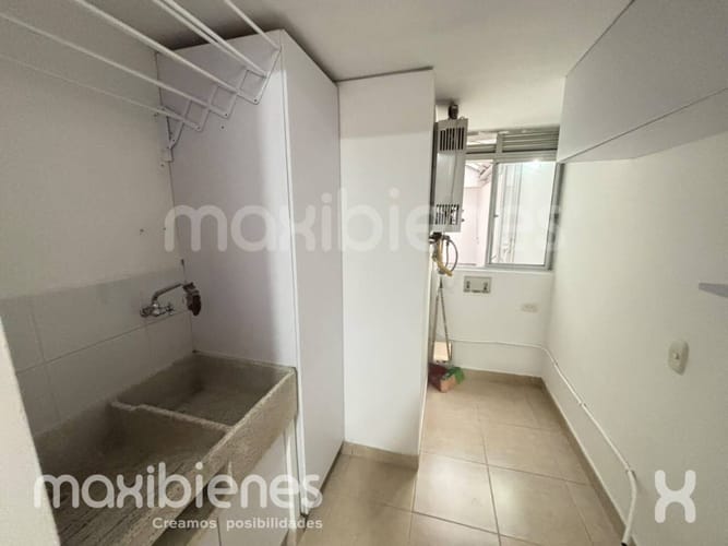 Apartamento de 2 alcobas en arriendo en Loma Del Escobero, Envigado, 90 m² · foto 19 de 22
