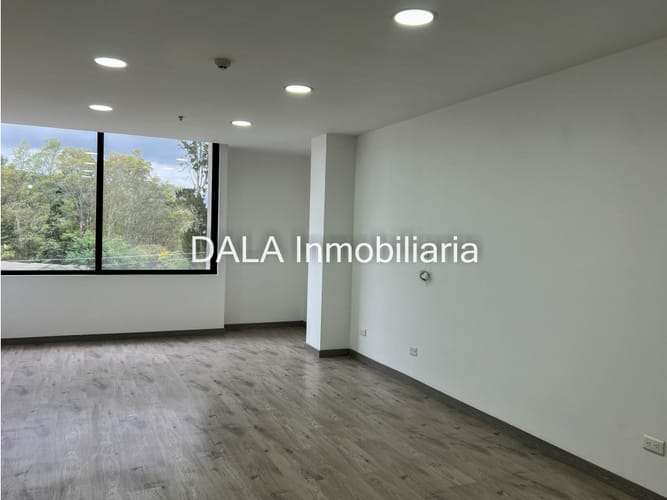 Oficina en venta en Calahorra, Cajicá, 35 m² · foto 3 de 24