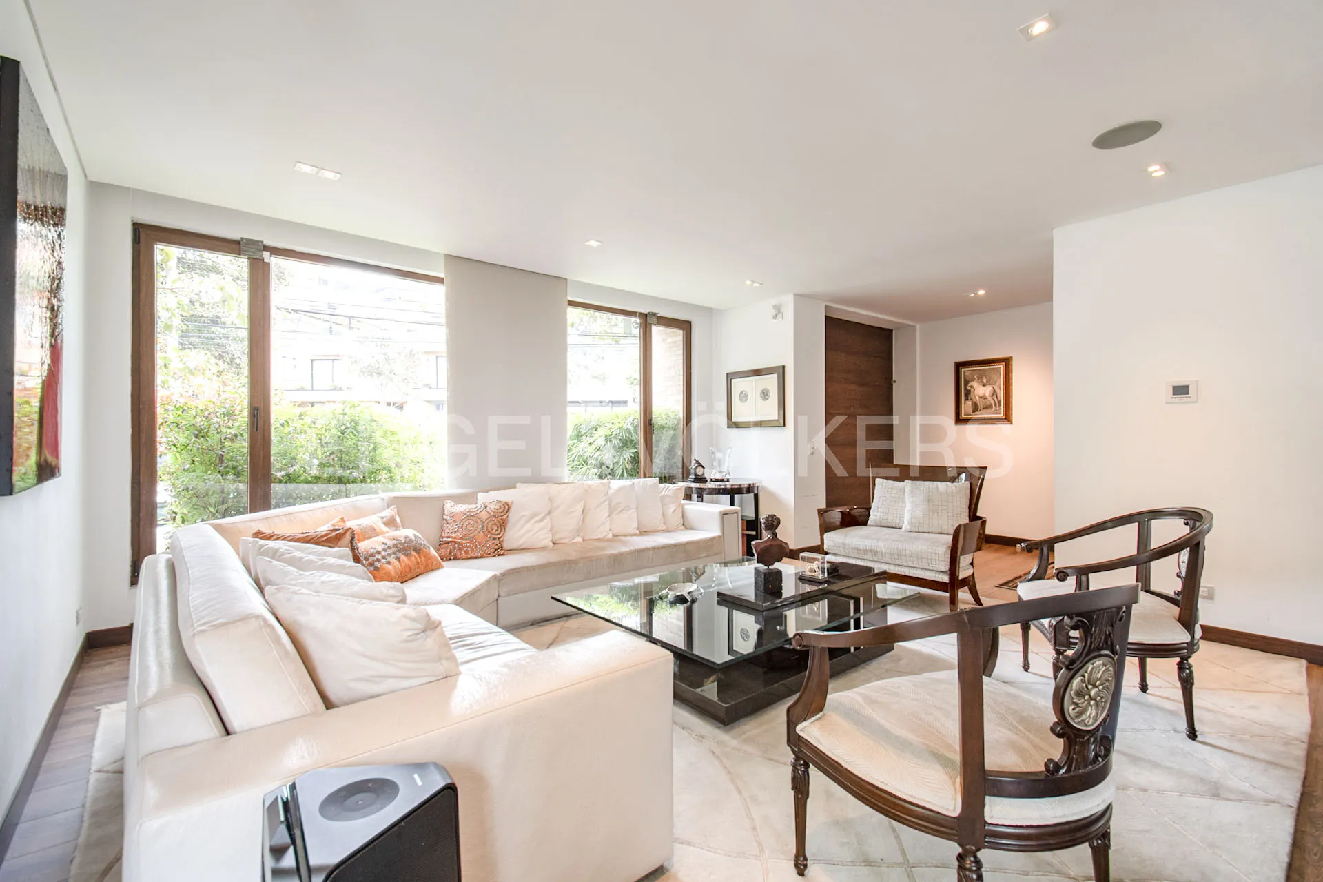 Casa en venta en Santa Ana, Bogotá · foto 3 de 22