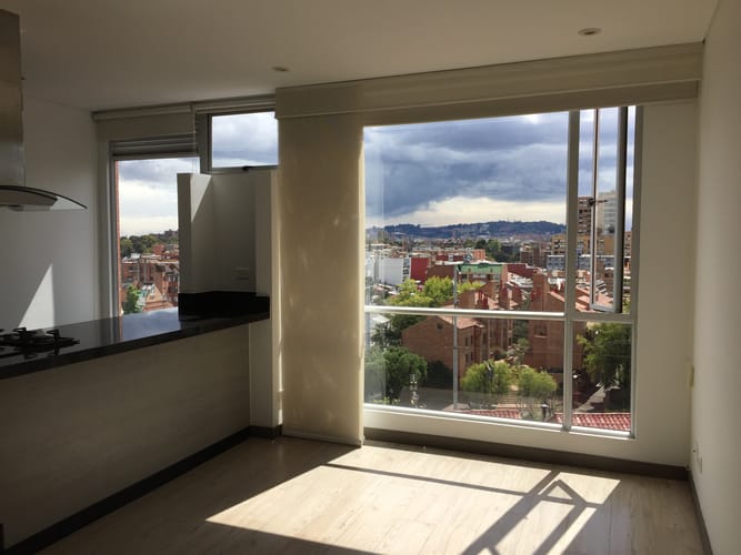 Apartamento de 1 alcoba en arriendo en Centro Comercial Palatino, Bogotá, 52 m² · foto 2 de 9