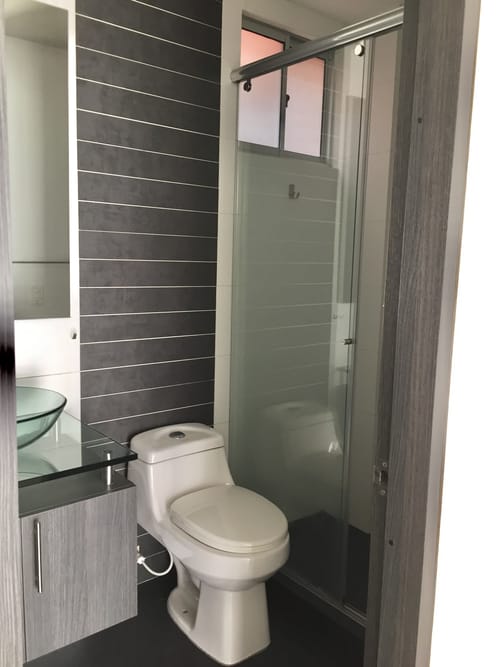 Apartamento de 1 alcoba en arriendo en Centro Comercial Palatino, Bogotá, 52 m² · foto 3 de 9