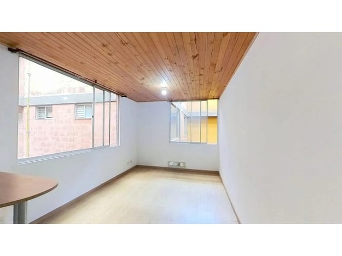 Apartamento de 1 alcoba en venta en San Antonio Norte, Bogotá, 35 m² · foto 2 de 10
