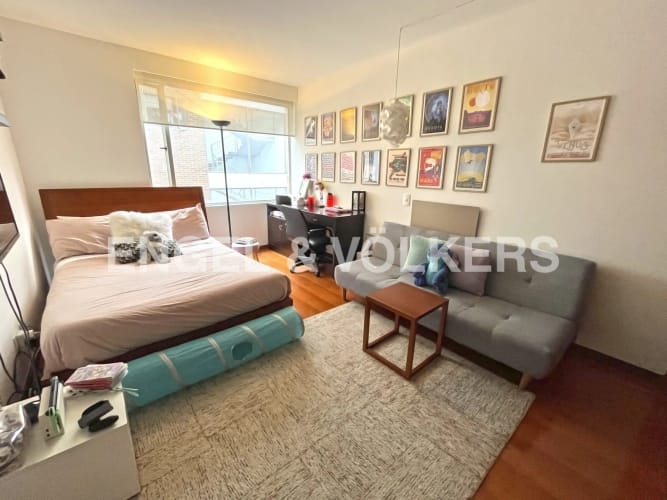 Apartamento de 3 alcobas en venta en Santa Barbara Occidental, Bogotá, 187 m² · foto 15 de 18