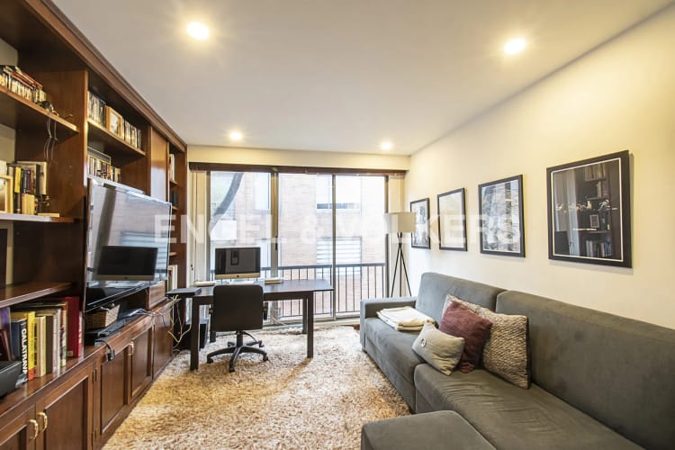 Apartamento de 3 alcobas en venta en Santa Barbara Occidental, Bogotá, 187 m² · foto 9 de 18