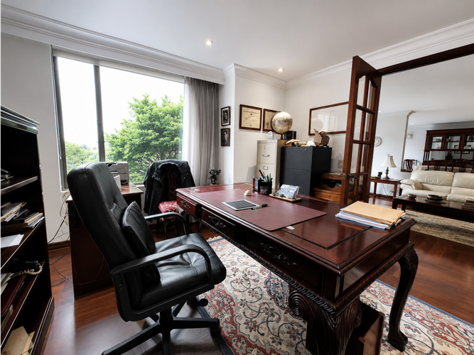 Apartamento de 3 alcobas en venta en La Carolina, Bogotá, 208 m² · foto 5 de 24