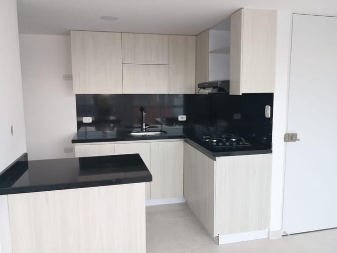 Apartamento de 3 alcobas en arriendo en Bochalema, Cali, 80 m² · foto 2 de 20