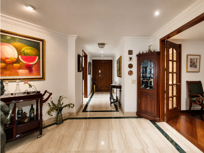 Apartamento de 3 alcobas en venta en La Carolina, Bogotá, 208 m² · foto 7 de 24