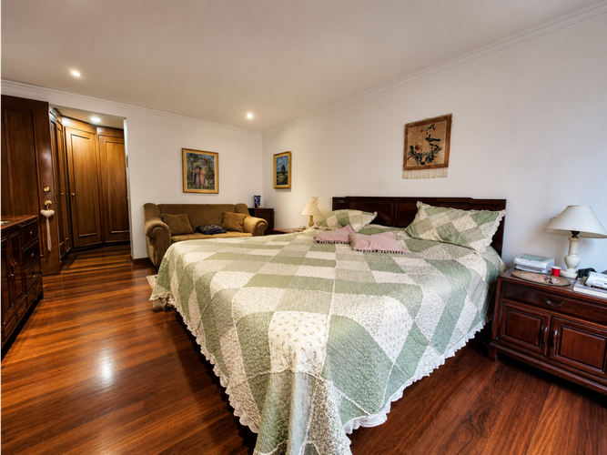 Apartamento de 3 alcobas en venta en La Carolina, Bogotá, 208 m² · foto 10 de 24