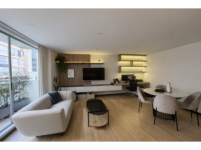 Apartamento de 2 alcobas en venta en Santa Barbara, Bogotá, 89 m² · foto 3 de 19