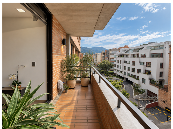 Apartamento de 2 alcobas en venta en Santa Barbara, Bogotá, 98 m² · foto 2 de 22