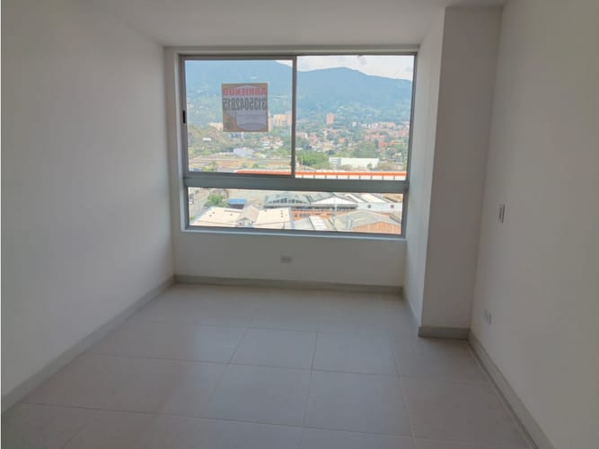 Apartamento de 3 alcobas en arriendo en Holanda, Sabaneta, 98 m² · foto 19 de 24