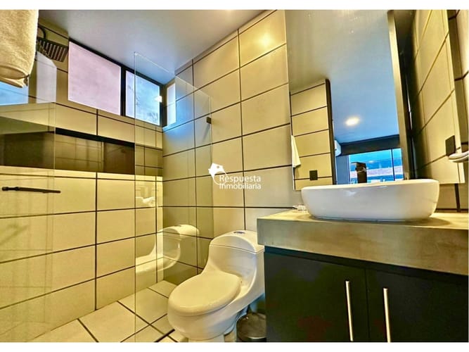 Apartamento de 2 alcobas en venta en Los Naranjos, Medellín, 140 m² · foto 14 de 17