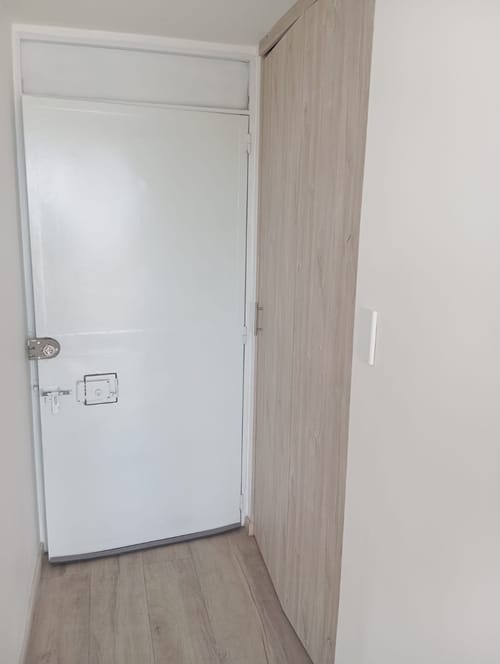 Apartamento de 1 alcoba en arriendo en Comuneros, Bogotá, 35 m² · foto 2 de 10