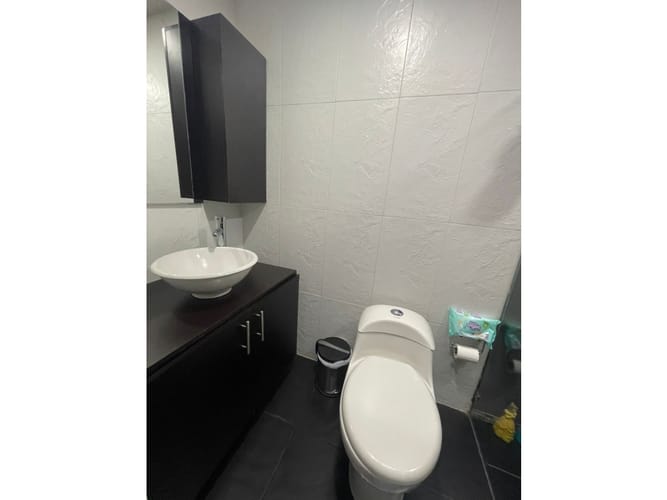 Casa de 5 alcobas en venta en Belen Malibu, Medellín, 260 m² · foto 13 de 20