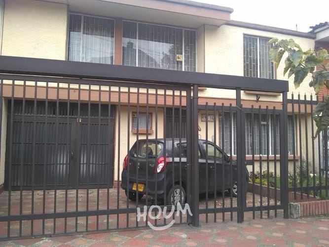 Casa de 4 alcobas en arriendo en Belalcazar, Bogotá, 240 m² · foto 8 de 8