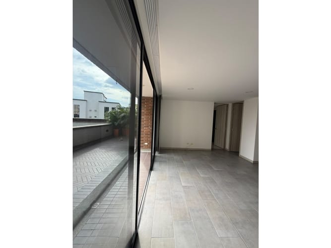 Apartaestudio en arriendo en Manila, Medellín, 74 m² · foto 3 de 20