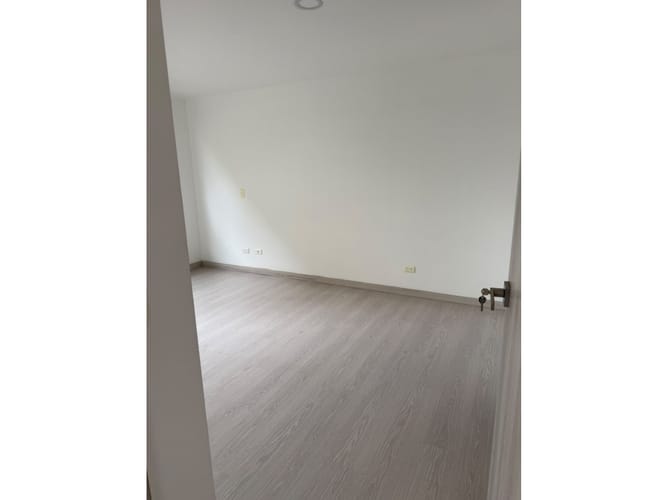 Apartaestudio en arriendo en Manila, Medellín, 74 m² · foto 12 de 20