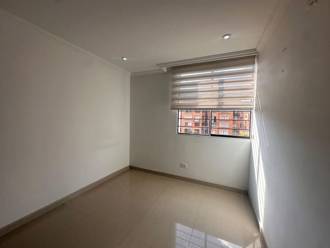 Apartamento de 3 alcobas en arriendo en Las Delicias, Madrid, 62 m² · foto 6 de 24