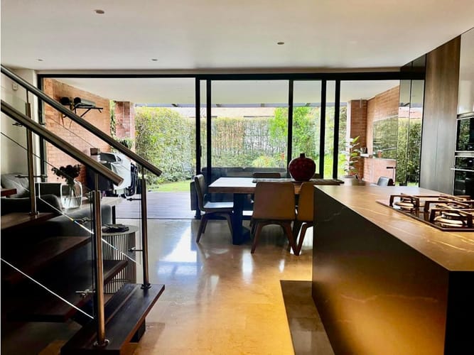 Casa de 3 alcobas en venta en Santa Catalina, Envigado, 202 m² · foto 4 de 24