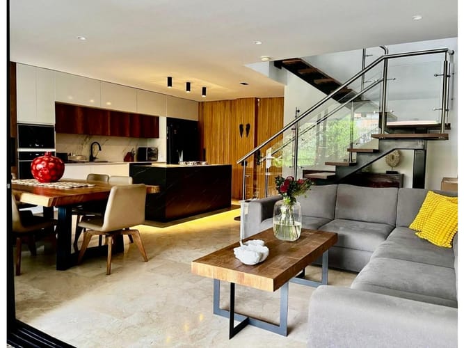 Casa de 3 alcobas en venta en Santa Catalina, Envigado, 202 m² · foto 8 de 24