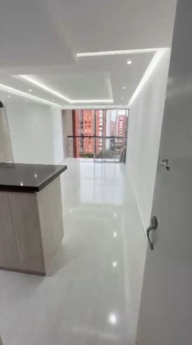 Apartamento de 2 alcobas en arriendo en Ciudad Melendez, Cali, 65 m² · foto 3 de 15