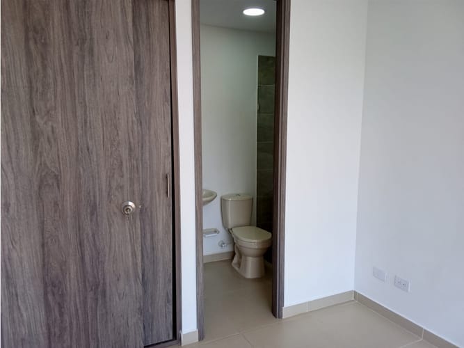 Apartamento de 2 alcobas en arriendo en Simon Bolivar, Medellín, 60 m² · foto 13 de 24