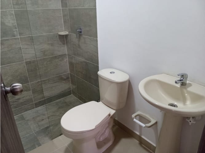 Apartamento de 2 alcobas en arriendo en Simon Bolivar, Medellín, 60 m² · foto 17 de 24