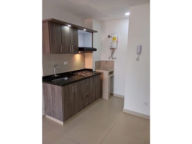 Apartamento de 2 alcobas en arriendo en Simon Bolivar, Medellín, 60 m² · foto 21 de 24