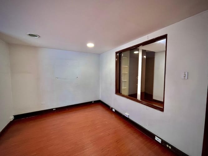 Casa de 7 alcobas en venta en Chapinero Alto, Bogotá, 300 m² · foto 8 de 24