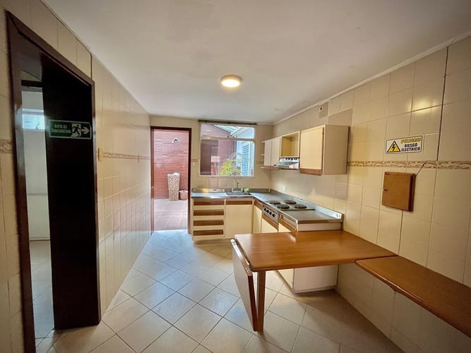 Casa de 7 alcobas en venta en Chapinero Alto, Bogotá, 300 m² · foto 20 de 24
