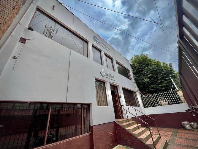 Casa de 7 alcobas en venta en Chapinero Alto, Bogotá, 300 m² · foto 2 de 24