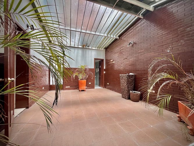 Casa de 7 alcobas en venta en Chapinero Alto, Bogotá, 300 m² · foto 18 de 24
