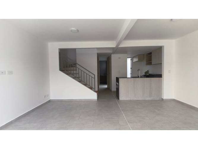 Casa de 3 alcobas en arriendo en Galicia, Pereira, 91 m² · foto 3 de 24