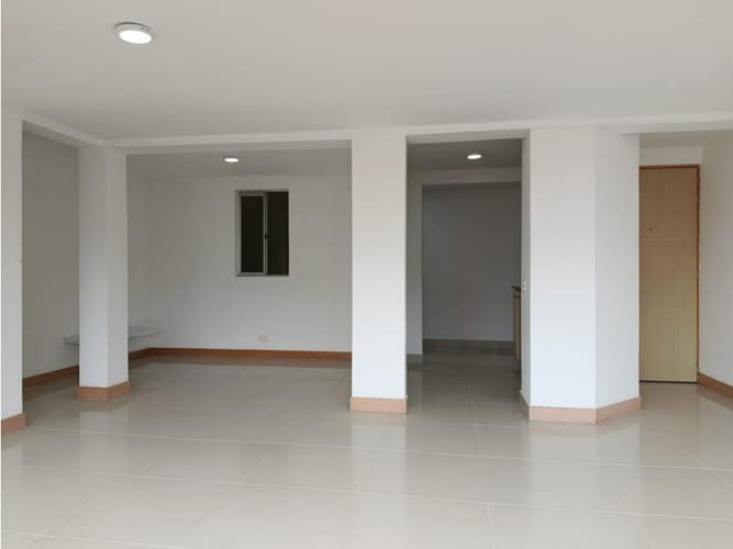 Apartamento de 3 alcobas en arriendo en Monteazul, Sabaneta, 86 m² · foto 9 de 24