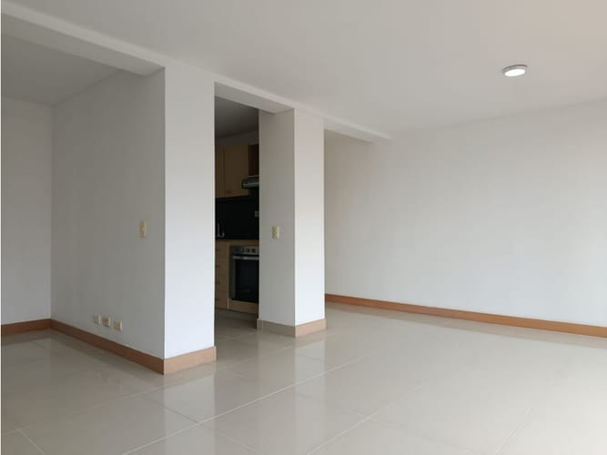 Apartamento de 3 alcobas en arriendo en Monteazul, Sabaneta, 86 m² · foto 11 de 24