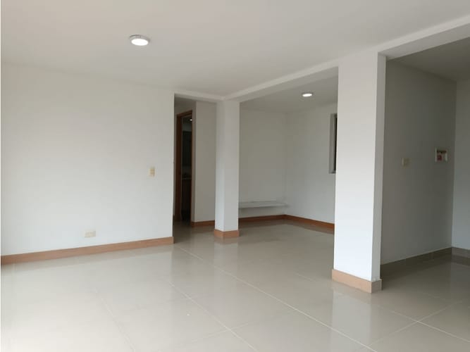 Apartamento de 3 alcobas en arriendo en Monteazul, Sabaneta, 86 m² · foto 12 de 24