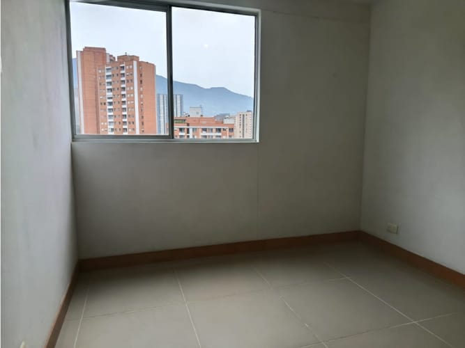 Apartamento de 3 alcobas en arriendo en Monteazul, Sabaneta, 86 m² · foto 21 de 24